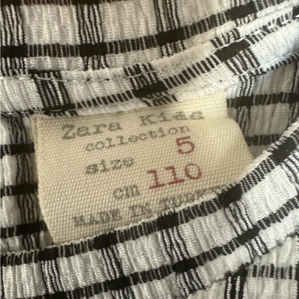 Zara Kids Black & White Gingham Ruffle Top, Size 5 (110), MSRP $32.90 - Picture 4 of 5